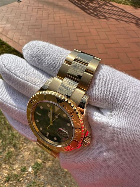 It happened, a crappy dealer lost their status. : r/rolex .